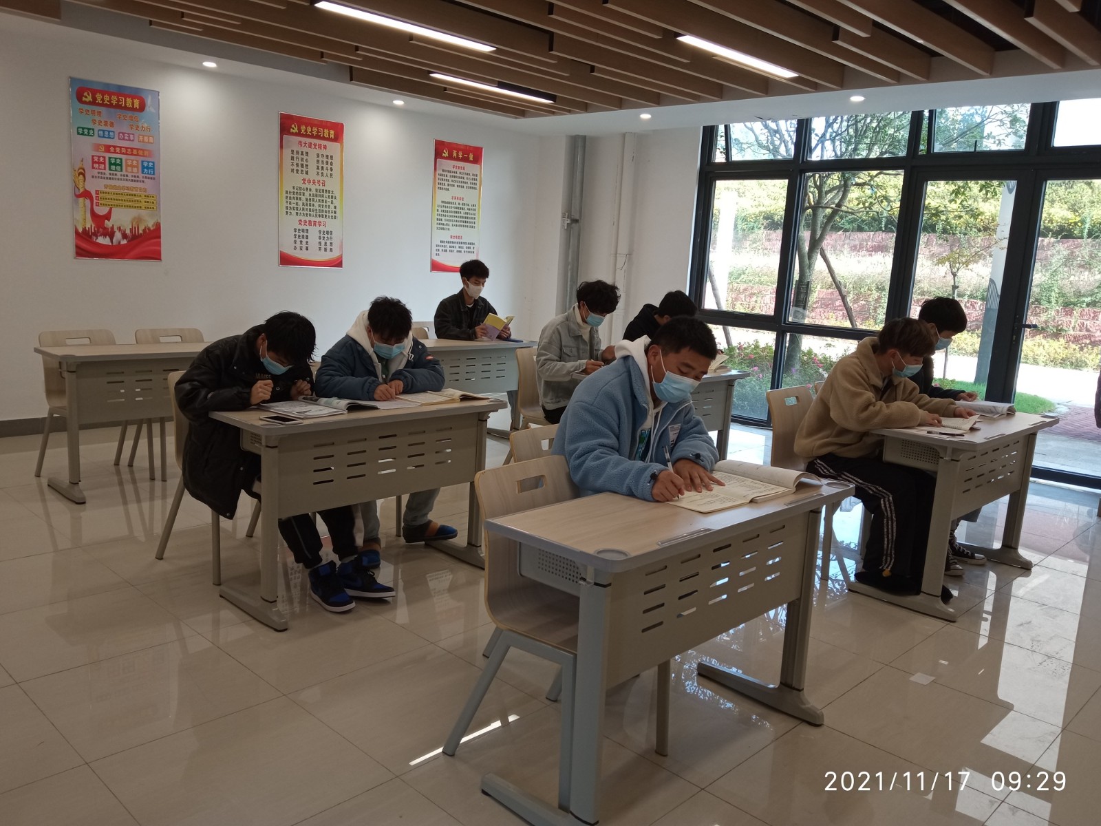 微信图片_20211119155717.jpg